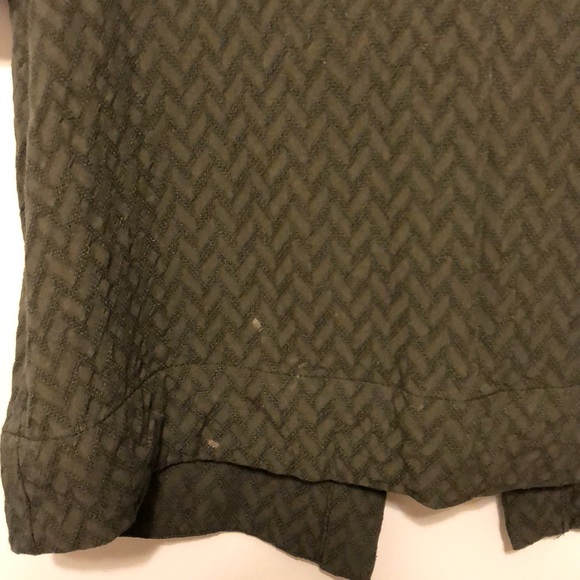 AMAZING olive green top - Picture 4 of 5